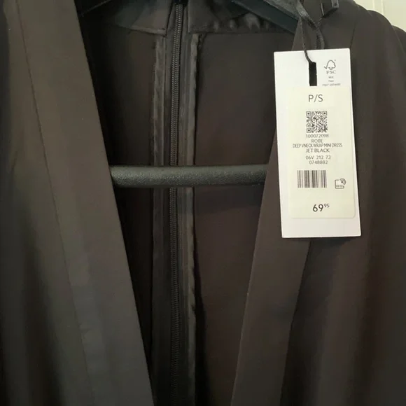 Dynamite dresses - Picture 5 of 17